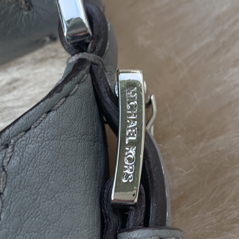 Michael Kors Gray Pebbled Leather Shoulder Bag - Picture 7 of 14